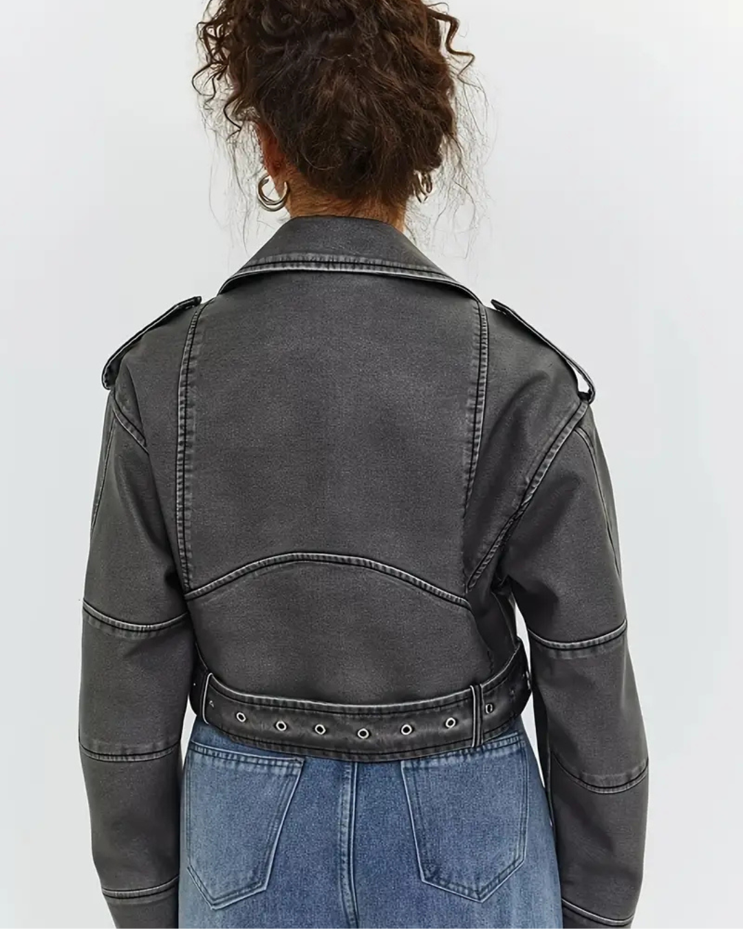 Chaqueta casual de mujer en piel sintética con cinturón ajustable