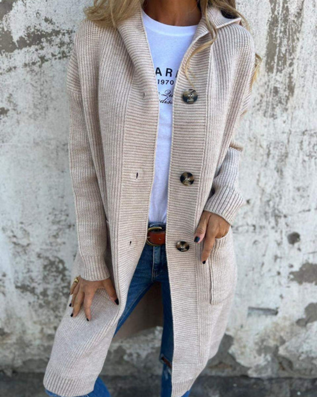 Abrigo de punto largo y acogedor para mujer