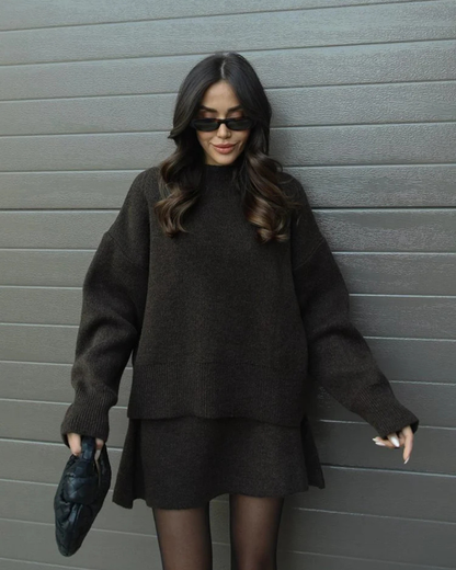 Conjunto de Dos Piezas de Suéter y Falda con Punto Suave