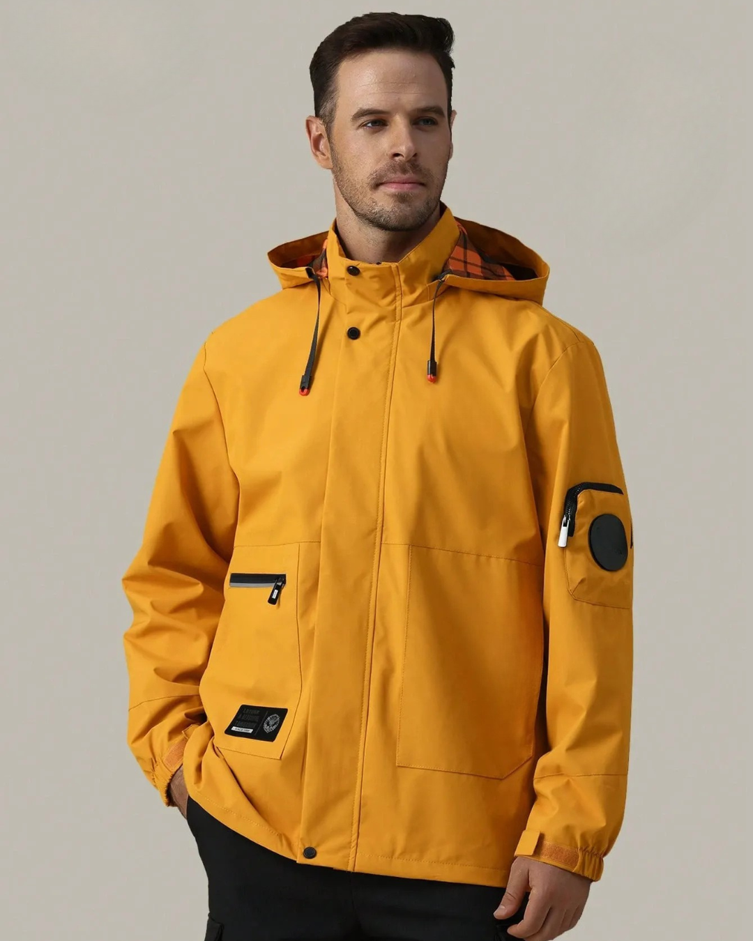 Chaqueta con capucha y cremallera completa para hombre