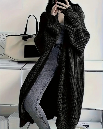 Abrigo largo para mujer con estilo abierto y bolsillos frontales