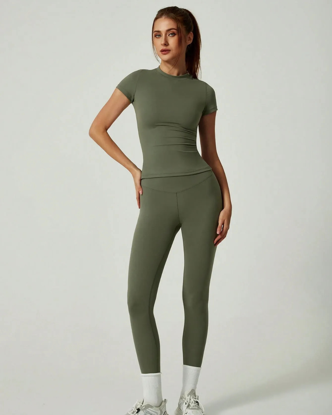 Conjunto de leggings y camiseta sin costuras para mujer