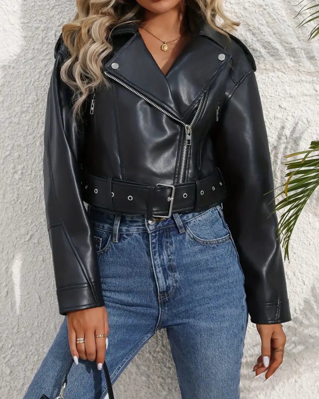 Chaqueta casual de mujer en piel sintética con cinturón ajustable