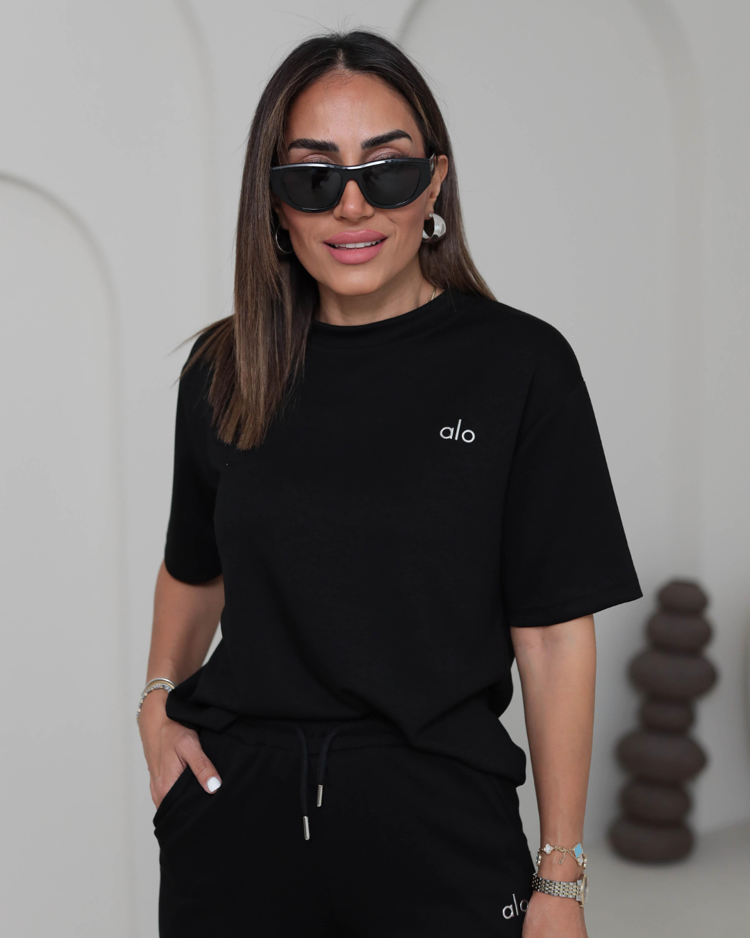 Conjunto de Mujer con Estilo Minimalista