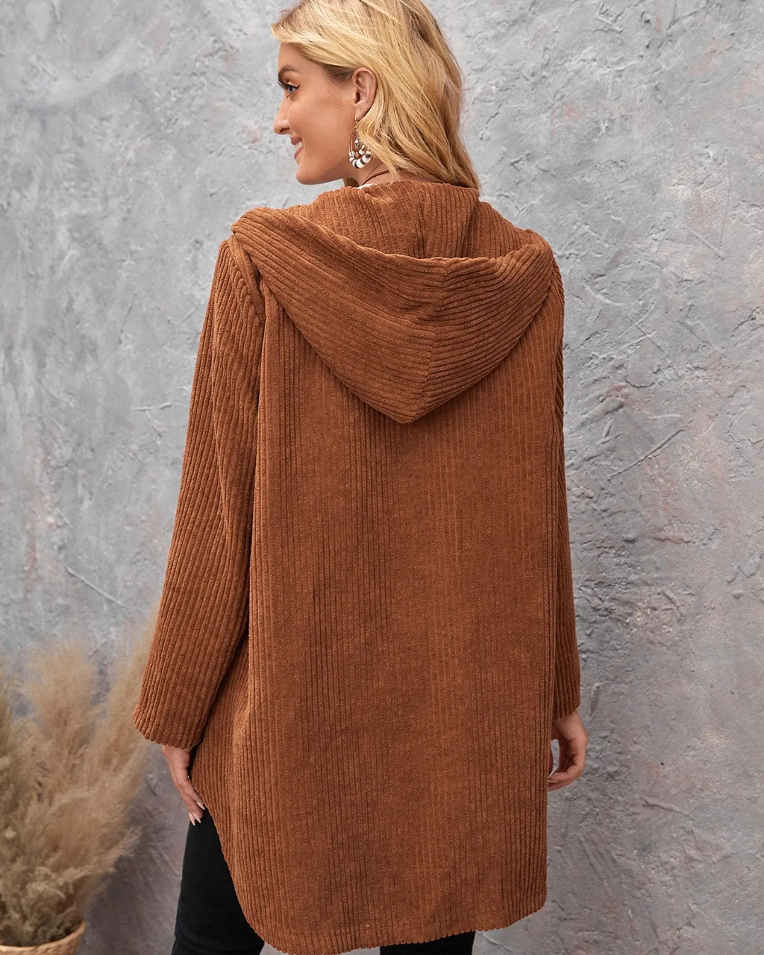 Sueter para mujer con ajuste de botones y capucha